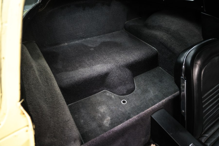 1967 Chevrolet Corvette 427, available for sale in North Salem, New York | Meccanic Shop North Inc. North Salem, New York 1967 Chevrolet Corvette 427, available for sale in North Salem, New York | Meccanic Shop North Inc. North Salem, New York