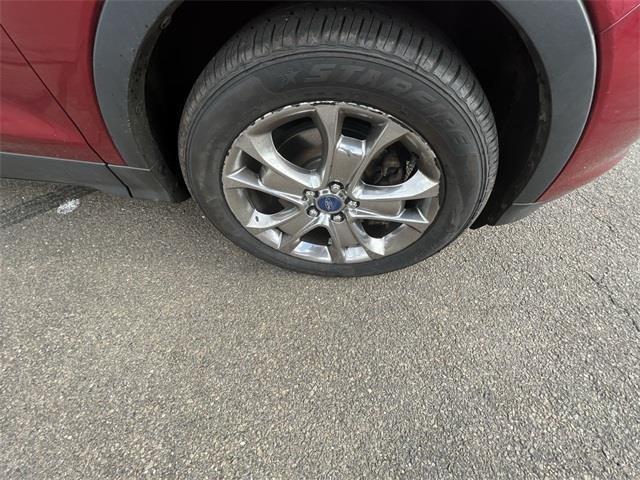 2013 Ford Escape SEL, available for sale in Stratford, Connecticut | Wiz Leasing Inc. Stratford, Connecticut 2013 Ford Escape SEL, available for sale in Stratford, Connecticut | Wiz Leasing Inc. Stratford, Connecticut