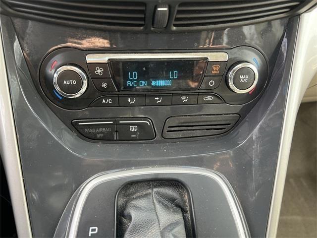 2013 Ford Escape SEL, available for sale in Stratford, Connecticut | Wiz Leasing Inc. Stratford, Connecticut 2013 Ford Escape SEL, available for sale in Stratford, Connecticut | Wiz Leasing Inc. Stratford, Connecticut