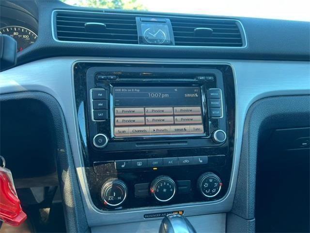2013 Volkswagen Passat TDI SE, available for sale in Stratford, Connecticut | Wiz Leasing Inc. Stratford, Connecticut 2013 Volkswagen Passat TDI SE, available for sale in Stratford, Connecticut | Wiz Leasing Inc. Stratford, Connecticut
