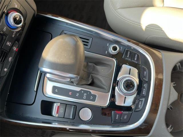 2015 Audi Q5 3.0T Premium Plus, available for sale in Stratford, Connecticut | Wiz Leasing Inc. Stratford, Connecticut 2015 Audi Q5 3.0T Premium Plus, available for sale in Stratford, Connecticut | Wiz Leasing Inc. Stratford, Connecticut