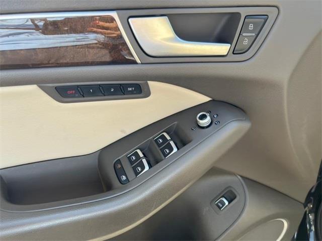 2015 Audi Q5 3.0T Premium Plus, available for sale in Stratford, Connecticut | Wiz Leasing Inc. Stratford, Connecticut 2015 Audi Q5 3.0T Premium Plus, available for sale in Stratford, Connecticut | Wiz Leasing Inc. Stratford, Connecticut
