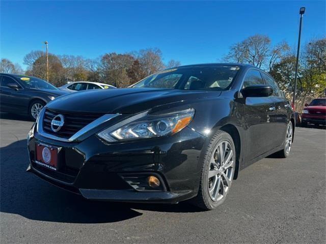 2018 Nissan Altima 2.5 SR, available for sale in Stratford, Connecticut | Wiz Leasing Inc. Stratford, Connecticut