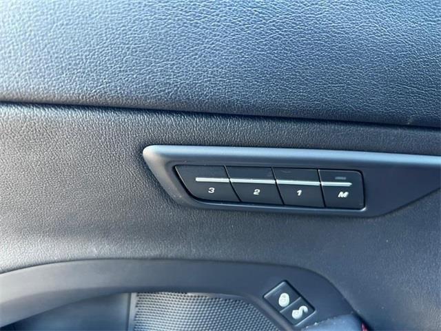 Used Jaguar E-pace First Edition 2018 | Wiz Leasing Inc. Stratford, Connecticut Used Jaguar E-pace First Edition 2018 | Wiz Leasing Inc. Stratford, Connecticut