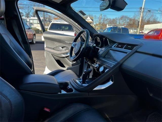 Used Jaguar E-pace First Edition 2018 | Wiz Leasing Inc. Stratford, Connecticut Used Jaguar E-pace First Edition 2018 | Wiz Leasing Inc. Stratford, Connecticut