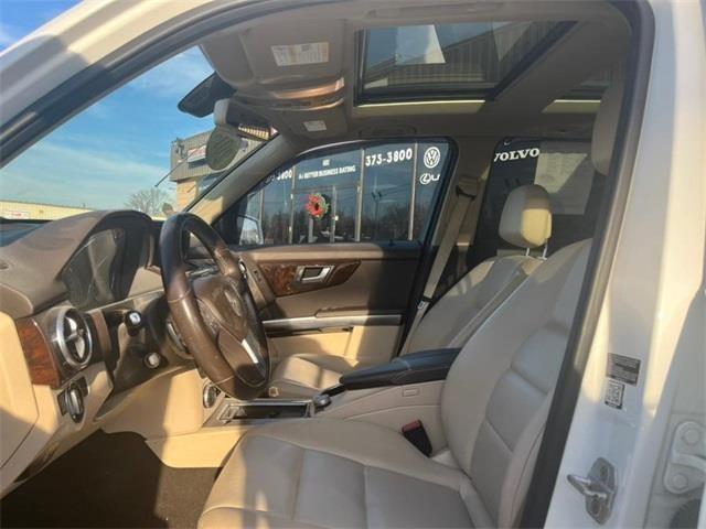 2014 Mercedes-benz Glk GLK 350, available for sale in Stratford, Connecticut | Wiz Leasing Inc. Stratford, Connecticut 2014 Mercedes-benz Glk GLK 350, available for sale in Stratford, Connecticut | Wiz Leasing Inc. Stratford, Connecticut