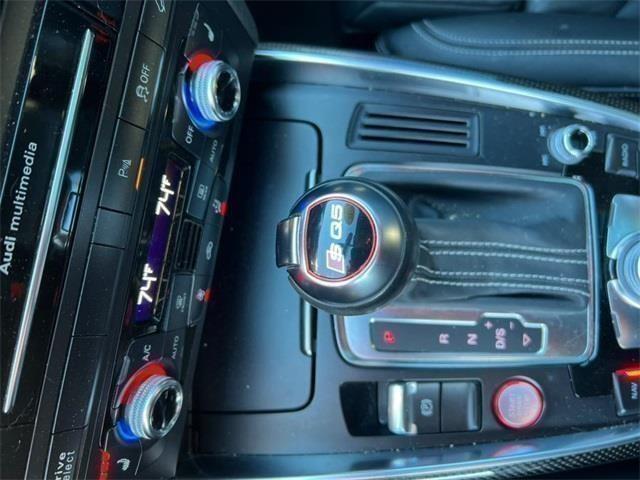 2016 Audi Sq5 3.0T Premium Plus, available for sale in Stratford, Connecticut | Wiz Leasing Inc. Stratford, Connecticut 2016 Audi Sq5 3.0T Premium Plus, available for sale in Stratford, Connecticut | Wiz Leasing Inc. Stratford, Connecticut