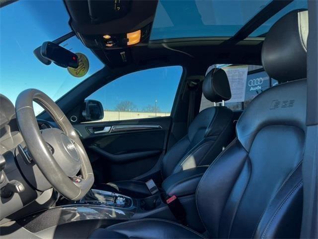 2016 Audi Sq5 3.0T Premium Plus, available for sale in Stratford, Connecticut | Wiz Leasing Inc. Stratford, Connecticut 2016 Audi Sq5 3.0T Premium Plus, available for sale in Stratford, Connecticut | Wiz Leasing Inc. Stratford, Connecticut