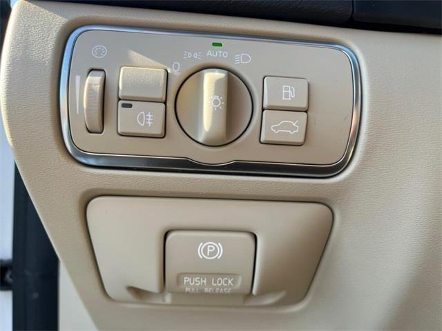 2015 Volvo S60 T5 Platinum, available for sale in Stratford, Connecticut | Wiz Leasing Inc. Stratford, Connecticut 2015 Volvo S60 T5 Platinum, available for sale in Stratford, Connecticut | Wiz Leasing Inc. Stratford, Connecticut