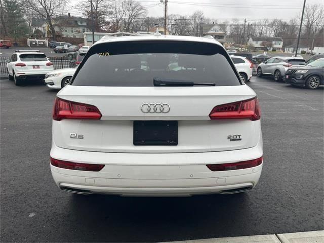 Used Audi Q5 2.0T Premium Plus 2018 | Wiz Leasing Inc. Stratford, Connecticut Used Audi Q5 2.0T Premium Plus 2018 | Wiz Leasing Inc. Stratford, Connecticut