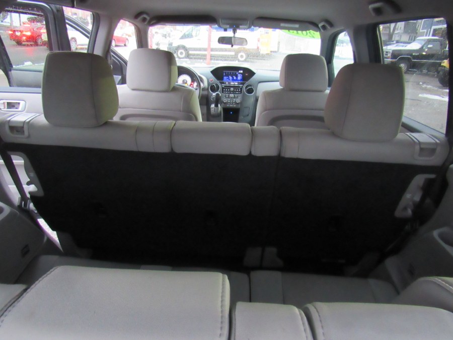 2013 Honda Pilot LX, available for sale in Worcester, Massachusetts | Hilario's Auto Sales Inc.. Worcester, Massachusetts 2013 Honda Pilot LX, available for sale in Worcester, Massachusetts | Hilario's Auto Sales Inc.. Worcester, Massachusetts