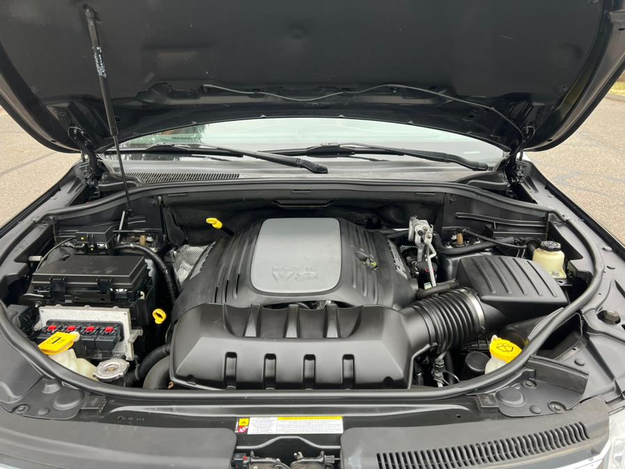 2012 Jeep Grand Cherokee 4WD 4dr Overland Summit, available for sale in Waterbury, Connecticut | Platinum Auto Care. Waterbury, Connecticut 2012 Jeep Grand Cherokee 4WD 4dr Overland Summit, available for sale in Waterbury, Connecticut | Platinum Auto Care. Waterbury, Connecticut