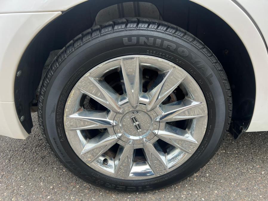 2012 Lincoln MKZ 4dr Sdn FWD, available for sale in Waterbury, Connecticut | Platinum Auto Care. Waterbury, Connecticut 2012 Lincoln MKZ 4dr Sdn FWD, available for sale in Waterbury, Connecticut | Platinum Auto Care. Waterbury, Connecticut