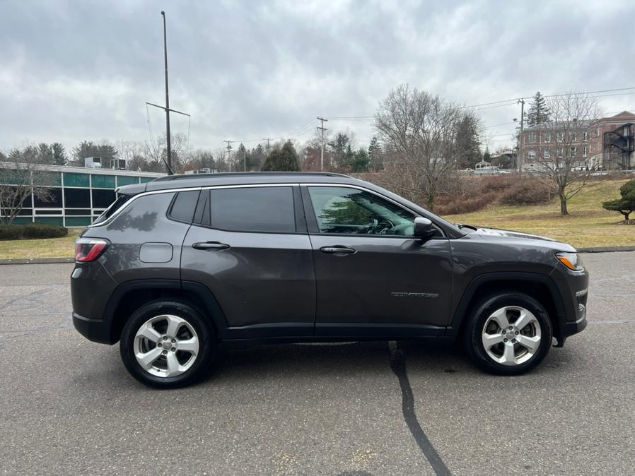 2017 Jeep Compass Latitude 4x4, available for sale in Waterbury, Connecticut | Platinum Auto Care. Waterbury, Connecticut 2017 Jeep Compass Latitude 4x4, available for sale in Waterbury, Connecticut | Platinum Auto Care. Waterbury, Connecticut