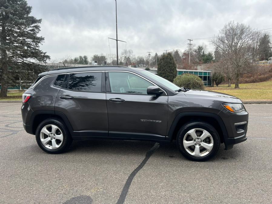 2017 Jeep Compass Latitude 4x4, available for sale in Waterbury, Connecticut | Platinum Auto Care. Waterbury, Connecticut 2017 Jeep Compass Latitude 4x4, available for sale in Waterbury, Connecticut | Platinum Auto Care. Waterbury, Connecticut