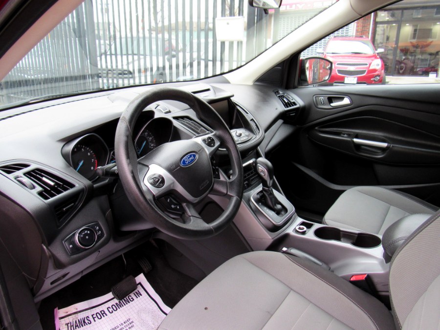 2014 Ford Escape 4WD 4dr SE, available for sale in Paterson, New Jersey | MFG Prestige Auto Group. Paterson, New Jersey 2014 Ford Escape 4WD 4dr SE, available for sale in Paterson, New Jersey | MFG Prestige Auto Group. Paterson, New Jersey