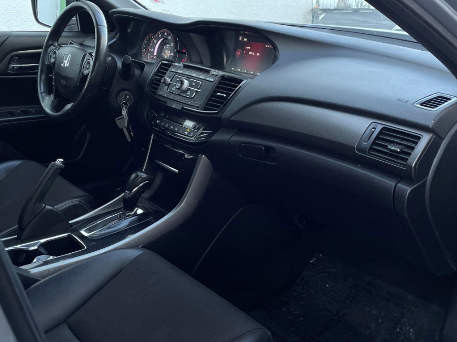 2017 Honda Accord Sedan Sport CVT, available for sale in Corona, California | Green Light Auto. Corona, California 2017 Honda Accord Sedan Sport CVT, available for sale in Corona, California | Green Light Auto. Corona, California