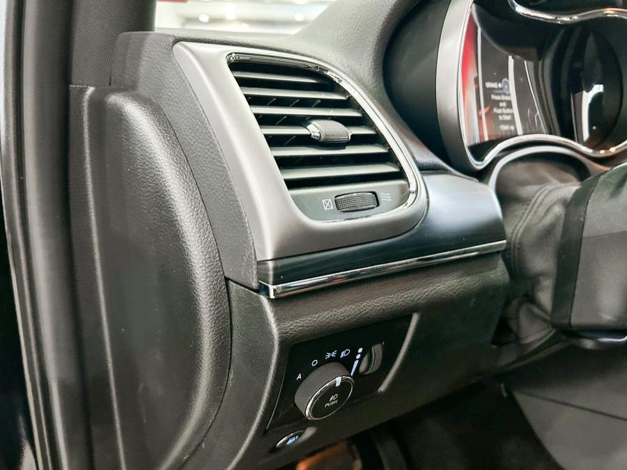 Used Jeep Grand Cherokee Limited 4x4 2021 | Luxury Motor Club. Franklin Square, New York Used Jeep Grand Cherokee Limited 4x4 2021 | Luxury Motor Club. Franklin Square, New York