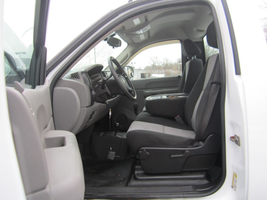 2009 Chevrolet Silverado 2500HD 4WD Reg Cab 133" Work Truck, available for sale in Medford, Massachusetts | A-Tech. Medford, Massachusetts 2009 Chevrolet Silverado 2500HD 4WD Reg Cab 133" Work Truck, available for sale in Medford, Massachusetts | A-Tech. Medford, Massachusetts