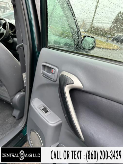 Used Toyota RAV4 4dr Auto 4WD 2001 | Central A/S LLC. East Windsor, Connecticut Used Toyota RAV4 4dr Auto 4WD 2001 | Central A/S LLC. East Windsor, Connecticut