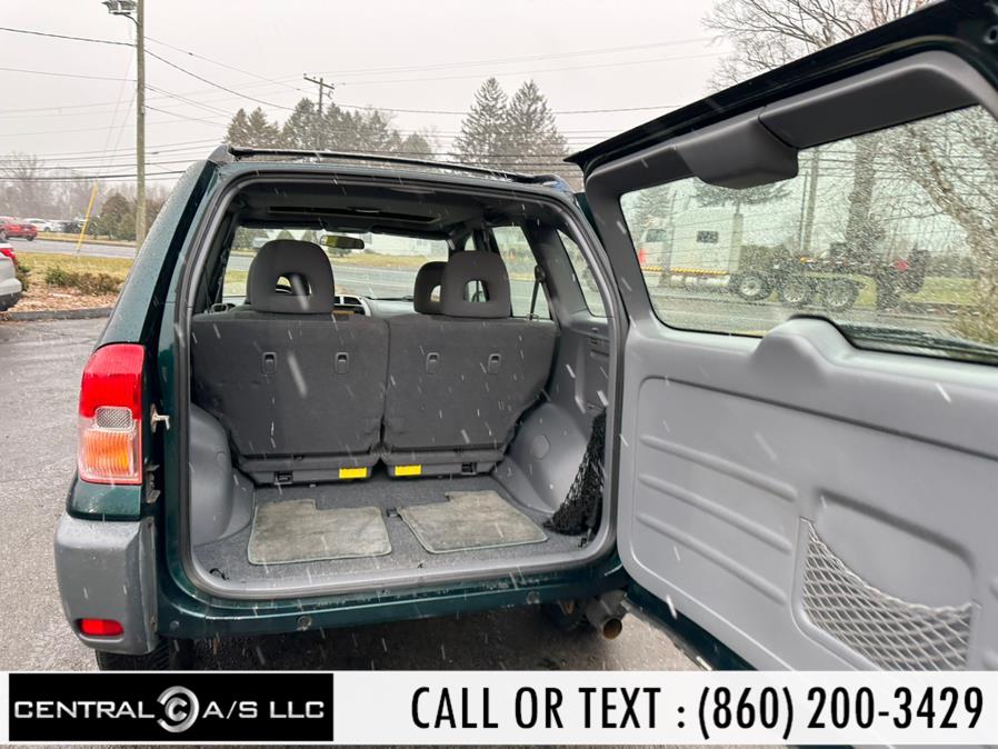 Used Toyota RAV4 4dr Auto 4WD 2001 | Central A/S LLC. East Windsor, Connecticut Used Toyota RAV4 4dr Auto 4WD 2001 | Central A/S LLC. East Windsor, Connecticut