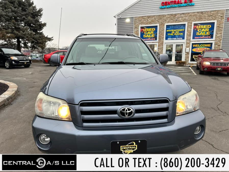 2006 Toyota Highlander 4dr V6 4WD w/3rd Row (Natl), available for sale in East Windsor, Connecticut | Central A/S LLC. East Windsor, Connecticut 2006 Toyota Highlander 4dr V6 4WD w/3rd Row (Natl), available for sale in East Windsor, Connecticut | Central A/S LLC. East Windsor, Connecticut