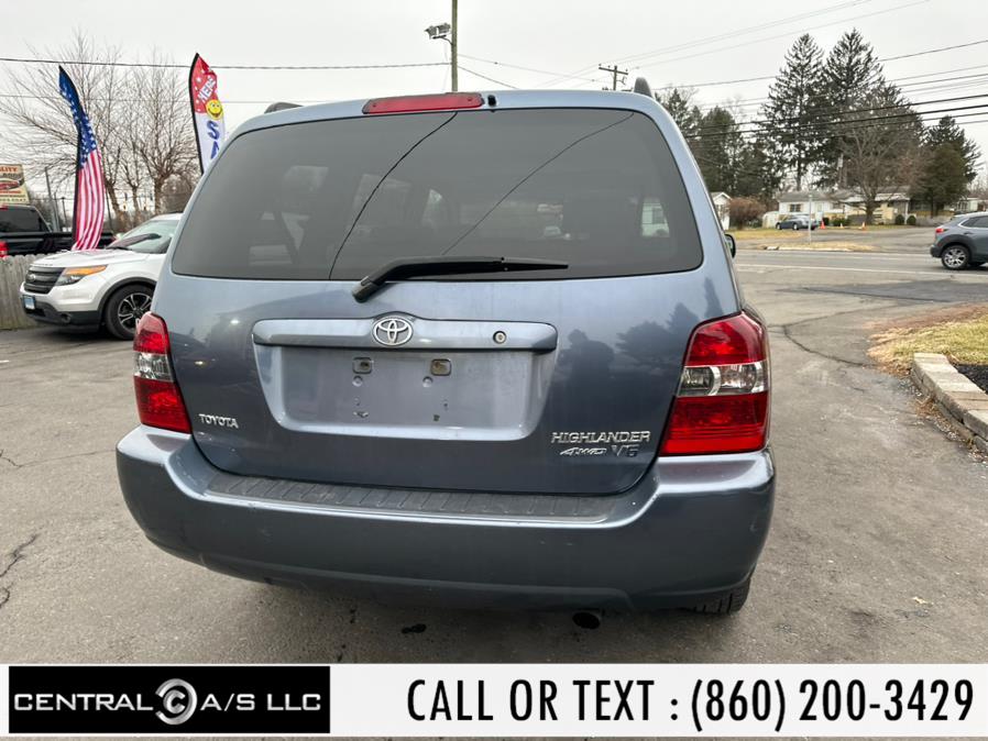 2006 Toyota Highlander 4dr V6 4WD w/3rd Row (Natl), available for sale in East Windsor, Connecticut | Central A/S LLC. East Windsor, Connecticut 2006 Toyota Highlander 4dr V6 4WD w/3rd Row (Natl), available for sale in East Windsor, Connecticut | Central A/S LLC. East Windsor, Connecticut