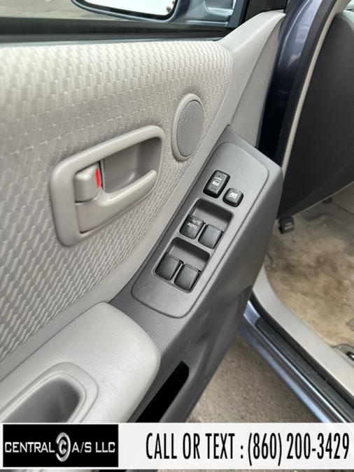 2006 Toyota Highlander 4dr V6 4WD w/3rd Row (Natl), available for sale in East Windsor, Connecticut | Central A/S LLC. East Windsor, Connecticut 2006 Toyota Highlander 4dr V6 4WD w/3rd Row (Natl), available for sale in East Windsor, Connecticut | Central A/S LLC. East Windsor, Connecticut