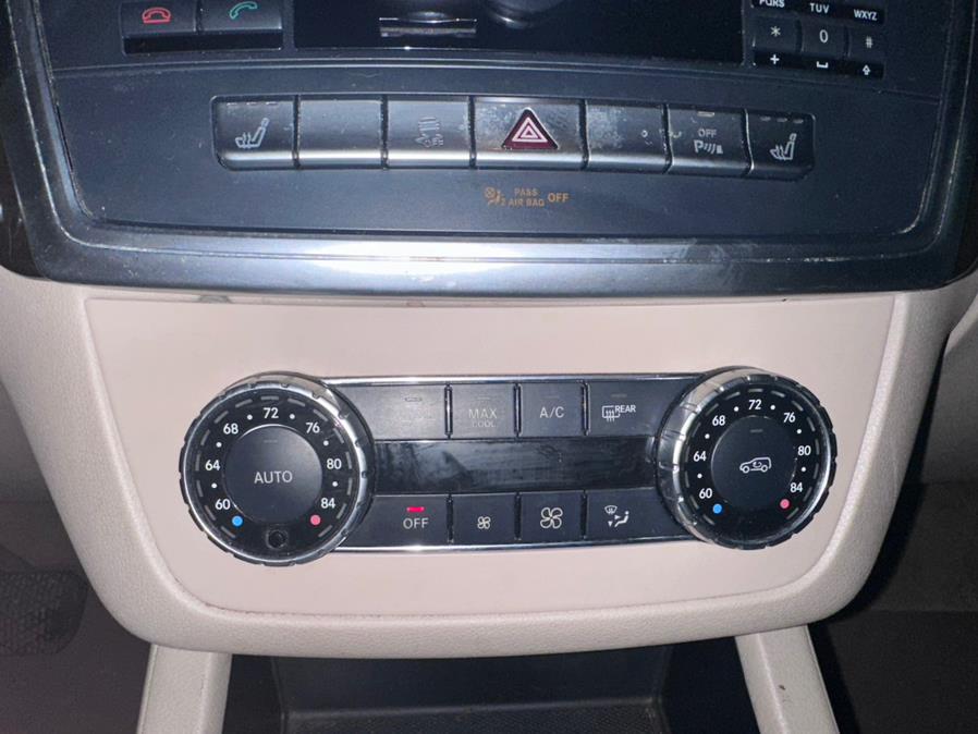 2013 Mercedes-Benz GL-Class 4MATIC 4dr GL450, available for sale in Revere, Massachusetts | Wonderland Auto. Revere, Massachusetts 2013 Mercedes-Benz GL-Class 4MATIC 4dr GL450, available for sale in Revere, Massachusetts | Wonderland Auto. Revere, Massachusetts