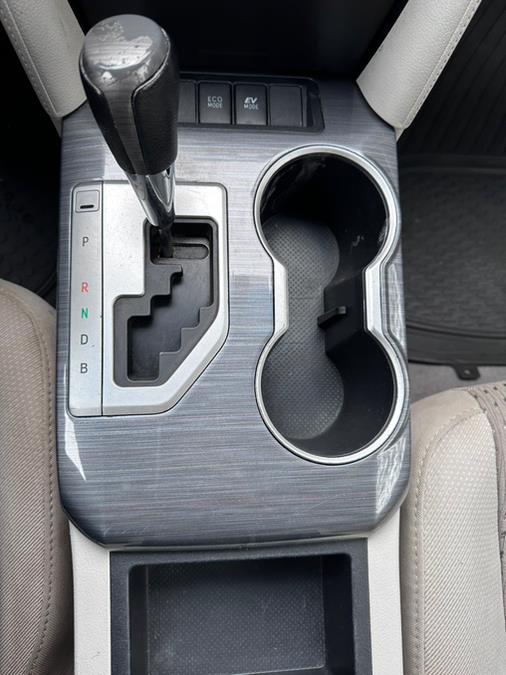 2012 Toyota Camry Hybrid 4dr Sdn LE, available for sale in Revere, Massachusetts | Wonderland Auto. Revere, Massachusetts 2012 Toyota Camry Hybrid 4dr Sdn LE, available for sale in Revere, Massachusetts | Wonderland Auto. Revere, Massachusetts