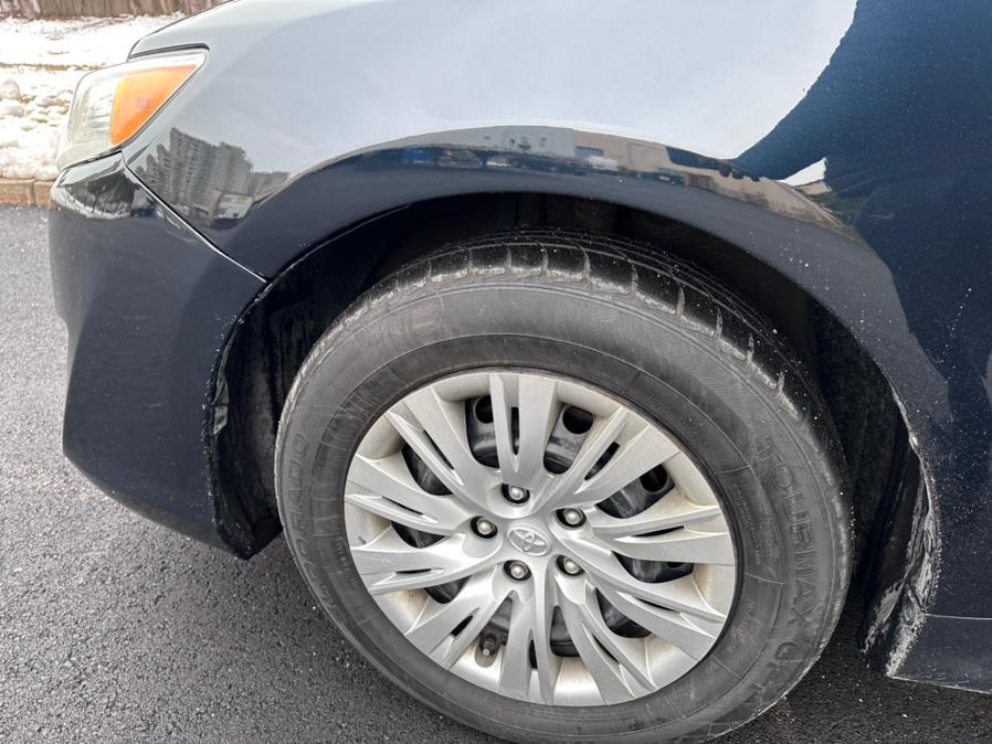 2012 Toyota Camry Hybrid 4dr Sdn LE, available for sale in Revere, Massachusetts | Wonderland Auto. Revere, Massachusetts 2012 Toyota Camry Hybrid 4dr Sdn LE, available for sale in Revere, Massachusetts | Wonderland Auto. Revere, Massachusetts