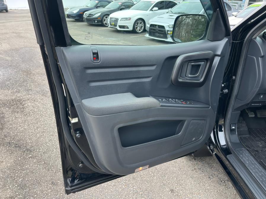 2014 Honda Ridgeline 4WD Crew Cab RT, available for sale in South Windsor, Connecticut | Mike And Tony Auto Sales, Inc. South Windsor, Connecticut 2014 Honda Ridgeline 4WD Crew Cab RT, available for sale in South Windsor, Connecticut | Mike And Tony Auto Sales, Inc. South Windsor, Connecticut