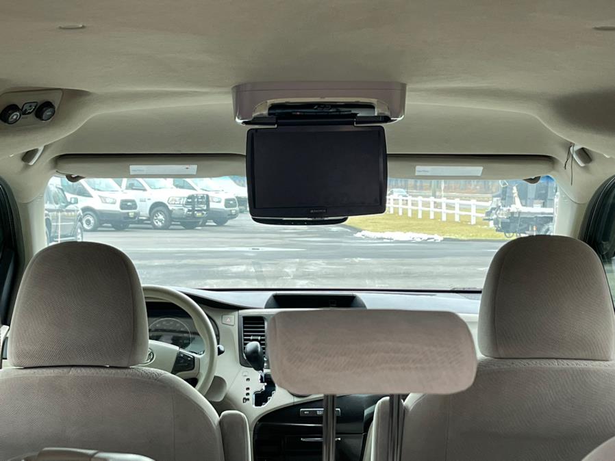 2011 Toyota Sienna 5dr 7-Pass Van V6 LE FWD, available for sale in South Windsor, Connecticut | Mike And Tony Auto Sales, Inc. South Windsor, Connecticut 2011 Toyota Sienna 5dr 7-Pass Van V6 LE FWD, available for sale in South Windsor, Connecticut | Mike And Tony Auto Sales, Inc. South Windsor, Connecticut