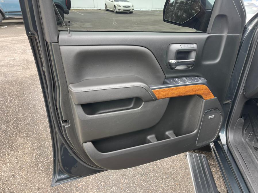 Used Chevrolet Silverado 1500 4WD Crew Cab 143.5" High Country 2017 | Mike And Tony Auto Sales, Inc. South Windsor, Connecticut Used Chevrolet Silverado 1500 4WD Crew Cab 143.5" High Country 2017 | Mike And Tony Auto Sales, Inc. South Windsor, Connecticut