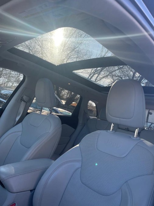 2019 Jeep Cherokee Limited 4x4, available for sale in Lowell, Massachusetts | Revolution Motors . Lowell, Massachusetts 2019 Jeep Cherokee Limited 4x4, available for sale in Lowell, Massachusetts | Revolution Motors . Lowell, Massachusetts