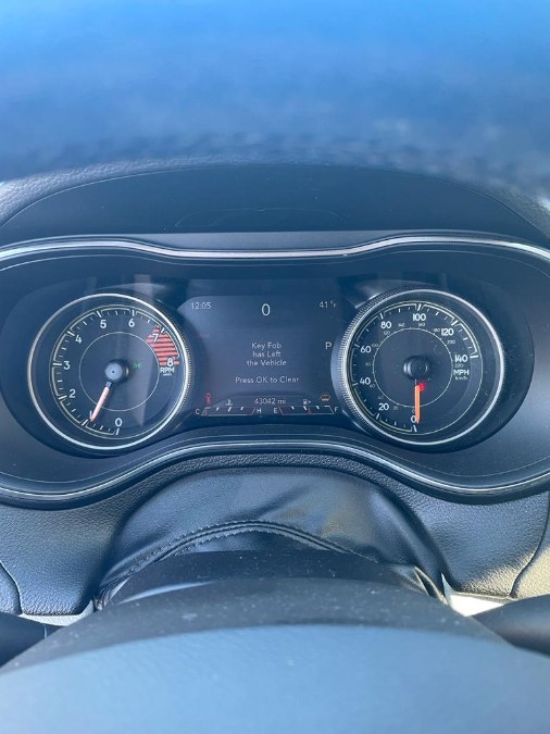 2019 Jeep Cherokee Limited 4x4, available for sale in Lowell, Massachusetts | Revolution Motors . Lowell, Massachusetts 2019 Jeep Cherokee Limited 4x4, available for sale in Lowell, Massachusetts | Revolution Motors . Lowell, Massachusetts