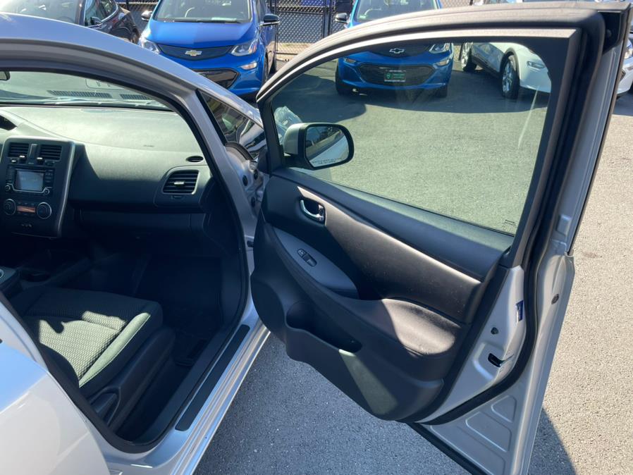 Used Nissan LEAF S 2017 | Green Light Auto Wholesale. Daly City, California Used Nissan LEAF S 2017 | Green Light Auto Wholesale. Daly City, California
