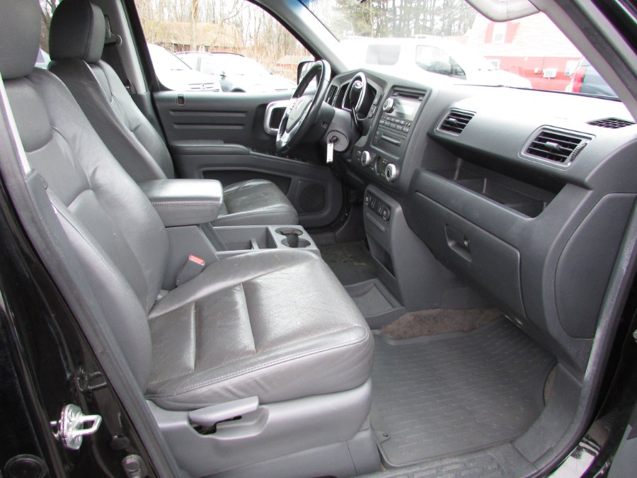 2008 Honda Ridgeline 4WD Crew Cab RTL w/Lthr, available for sale in East Windsor, Connecticut | United Auto Sales of E Windsor, Inc. East Windsor, Connecticut 2008 Honda Ridgeline 4WD Crew Cab RTL w/Lthr, available for sale in East Windsor, Connecticut | United Auto Sales of E Windsor, Inc. East Windsor, Connecticut
