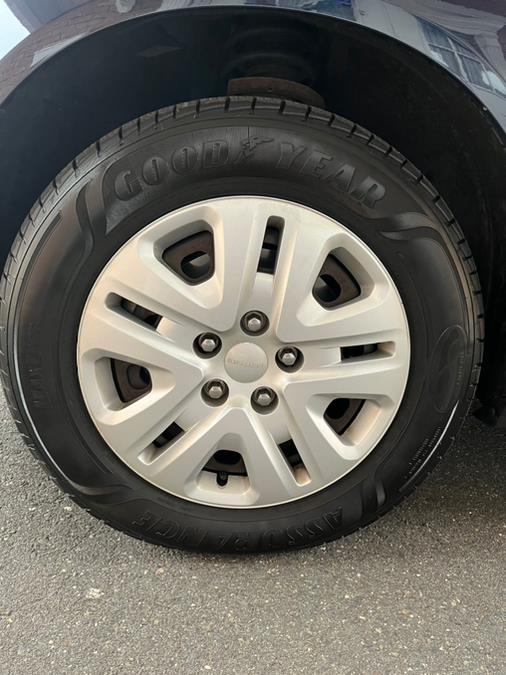 2014 Dodge Grand Caravan 4dr Wgn SE, available for sale in New Britain, Connecticut | Supreme Automotive. New Britain, Connecticut 2014 Dodge Grand Caravan 4dr Wgn SE, available for sale in New Britain, Connecticut | Supreme Automotive. New Britain, Connecticut
