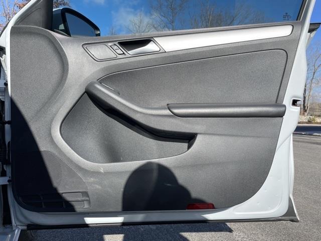 2018 Volkswagen Jetta 1.4T SE, available for sale in Brookfield, Connecticut | Blasius Federal Road. Brookfield, Connecticut 2018 Volkswagen Jetta 1.4T SE, available for sale in Brookfield, Connecticut | Blasius Federal Road. Brookfield, Connecticut