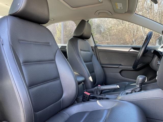 2018 Volkswagen Jetta 1.4T SE, available for sale in Brookfield, Connecticut | Blasius Federal Road. Brookfield, Connecticut 2018 Volkswagen Jetta 1.4T SE, available for sale in Brookfield, Connecticut | Blasius Federal Road. Brookfield, Connecticut