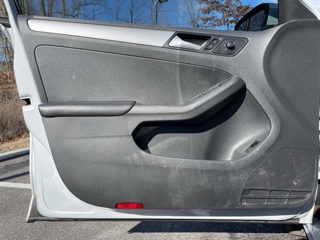 2018 Volkswagen Jetta 1.4T SE, available for sale in Brookfield, Connecticut | Blasius Federal Road. Brookfield, Connecticut 2018 Volkswagen Jetta 1.4T SE, available for sale in Brookfield, Connecticut | Blasius Federal Road. Brookfield, Connecticut