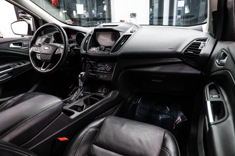 2017 Ford Escape Titanium 4WD, available for sale in ELMONT, New York | 26 Motors Long Island. ELMONT, New York 2017 Ford Escape Titanium 4WD, available for sale in ELMONT, New York | 26 Motors Long Island. ELMONT, New York
