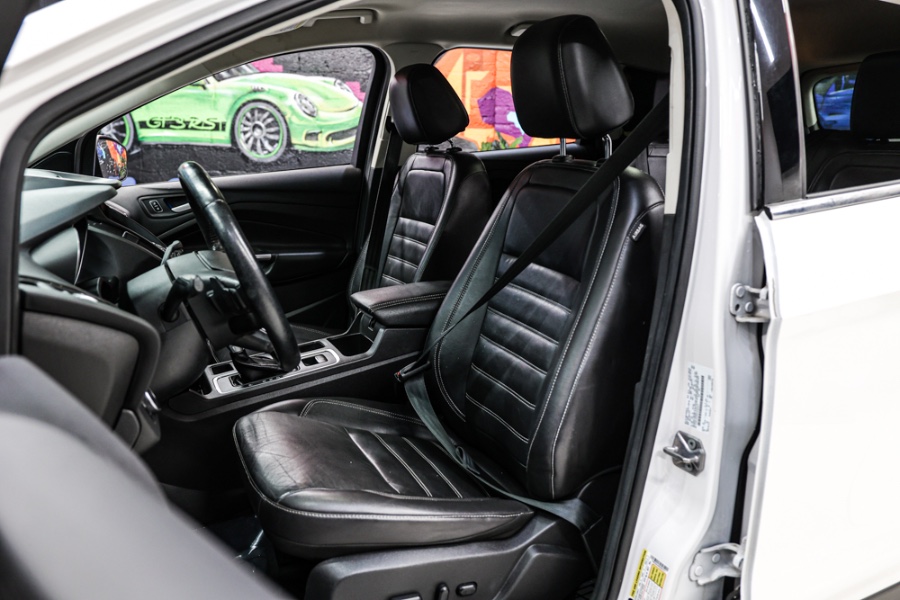 2017 Ford Escape Titanium 4WD, available for sale in ELMONT, New York | 26 Motors Long Island. ELMONT, New York 2017 Ford Escape Titanium 4WD, available for sale in ELMONT, New York | 26 Motors Long Island. ELMONT, New York