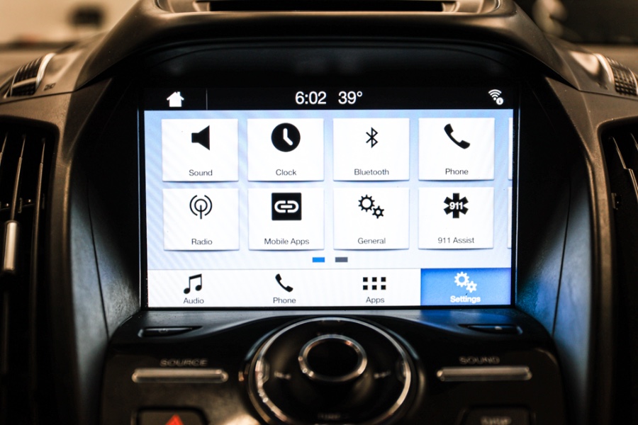 2017 Ford Escape Titanium 4WD, available for sale in ELMONT, New York | 26 Motors Long Island. ELMONT, New York 2017 Ford Escape Titanium 4WD, available for sale in ELMONT, New York | 26 Motors Long Island. ELMONT, New York
