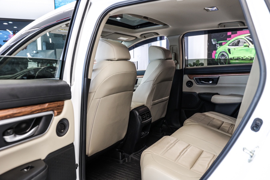 2020 Honda CR-V EX-L AWD, available for sale in ELMONT, New York | 26 Motors Long Island. ELMONT, New York 2020 Honda CR-V EX-L AWD, available for sale in ELMONT, New York | 26 Motors Long Island. ELMONT, New York