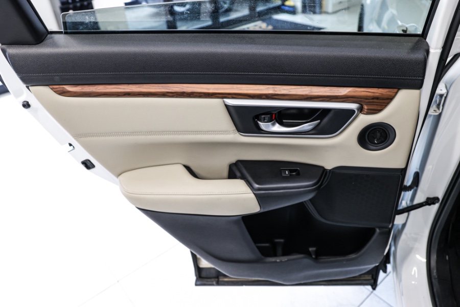 2020 Honda CR-V EX-L AWD, available for sale in ELMONT, New York | 26 Motors Long Island. ELMONT, New York 2020 Honda CR-V EX-L AWD, available for sale in ELMONT, New York | 26 Motors Long Island. ELMONT, New York