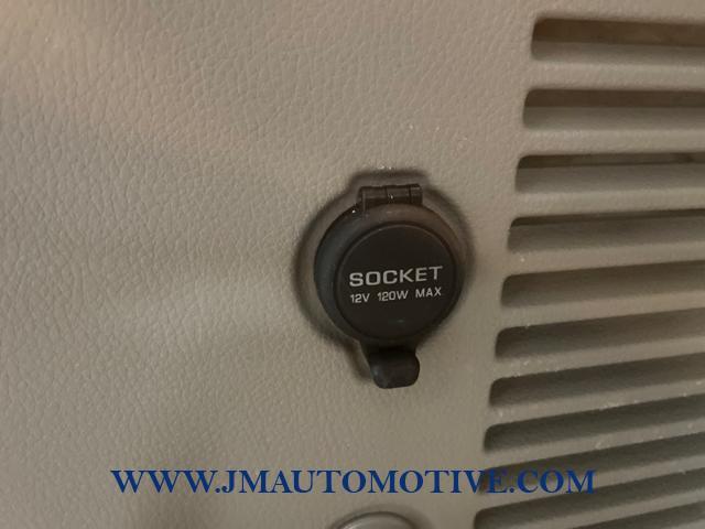 2015 Nissan Quest 4dr SL, available for sale in Naugatuck, Connecticut | J&M Automotive Sls&Svc LLC. Naugatuck, Connecticut 2015 Nissan Quest 4dr SL, available for sale in Naugatuck, Connecticut | J&M Automotive Sls&Svc LLC. Naugatuck, Connecticut