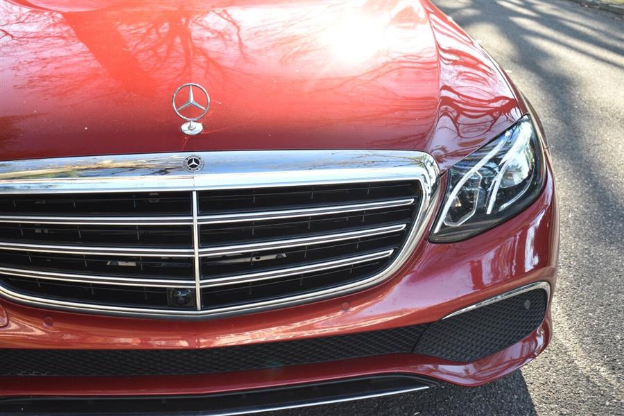 2019 Mercedes-benz E-class E 300 4MATIC AWD 4dr Sedan, available for sale in Great Neck, New York | Camy Cars. Great Neck, New York 2019 Mercedes-benz E-class E 300 4MATIC AWD 4dr Sedan, available for sale in Great Neck, New York | Camy Cars. Great Neck, New York