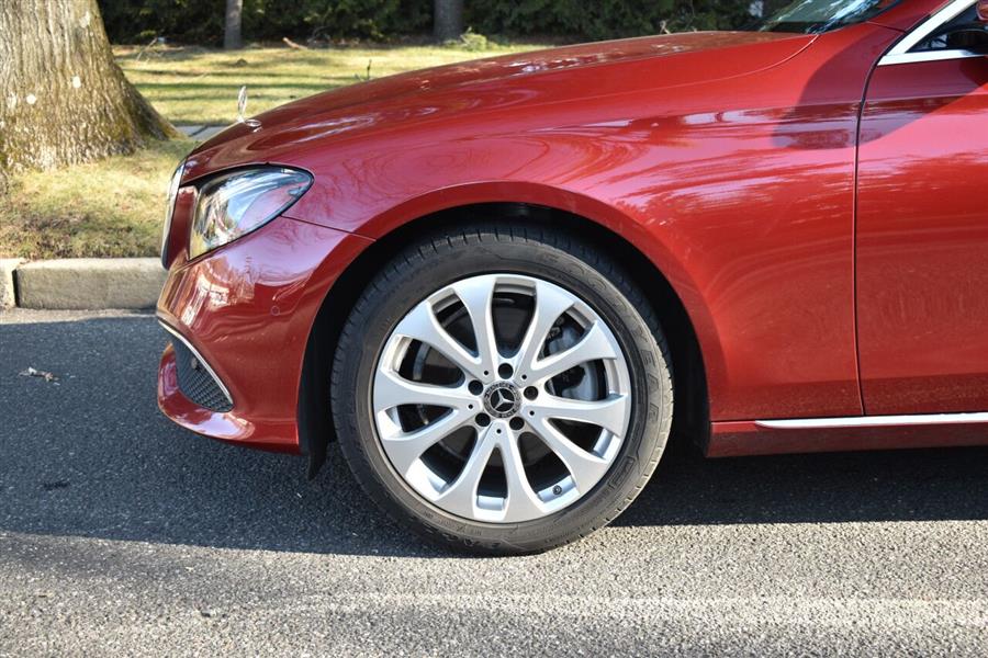 2019 Mercedes-benz E-class E 300 4MATIC AWD 4dr Sedan, available for sale in Great Neck, New York | Camy Cars. Great Neck, New York 2019 Mercedes-benz E-class E 300 4MATIC AWD 4dr Sedan, available for sale in Great Neck, New York | Camy Cars. Great Neck, New York